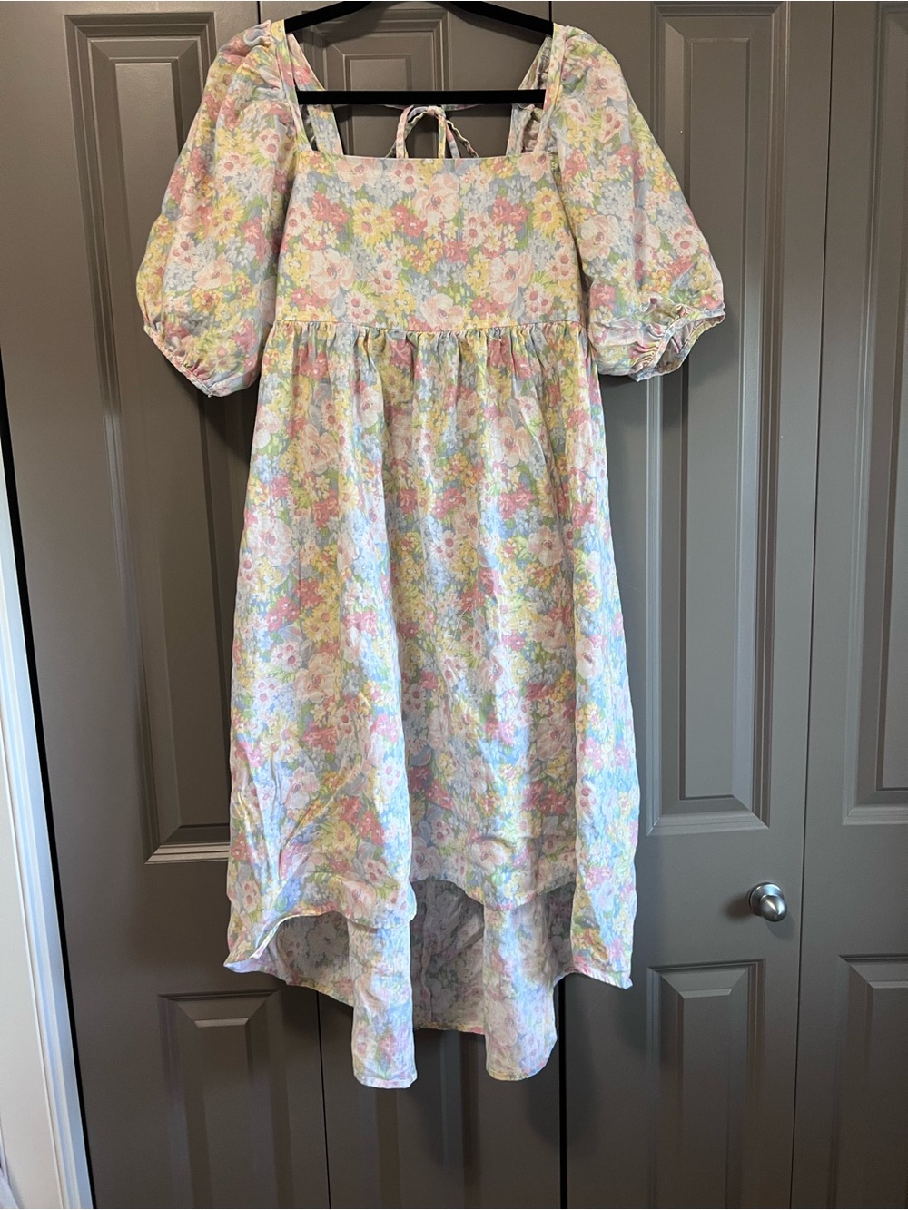 Joe Fresh Pastel Floral High-Low Puff Sleeve Dress